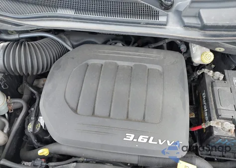 2011 Volkswagen Routan Se from USA, damaged, VIN 2V4RW3DG2BR717819